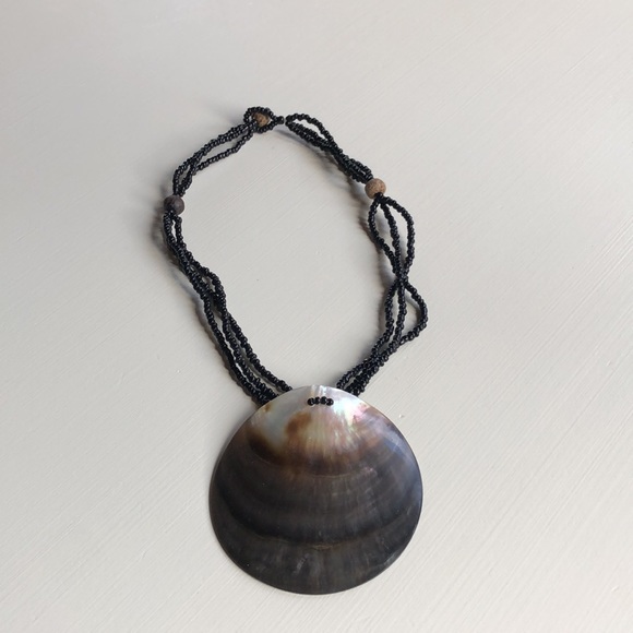 Vintage | Abalone Shell Statement Necklace - Picture 6 of 12